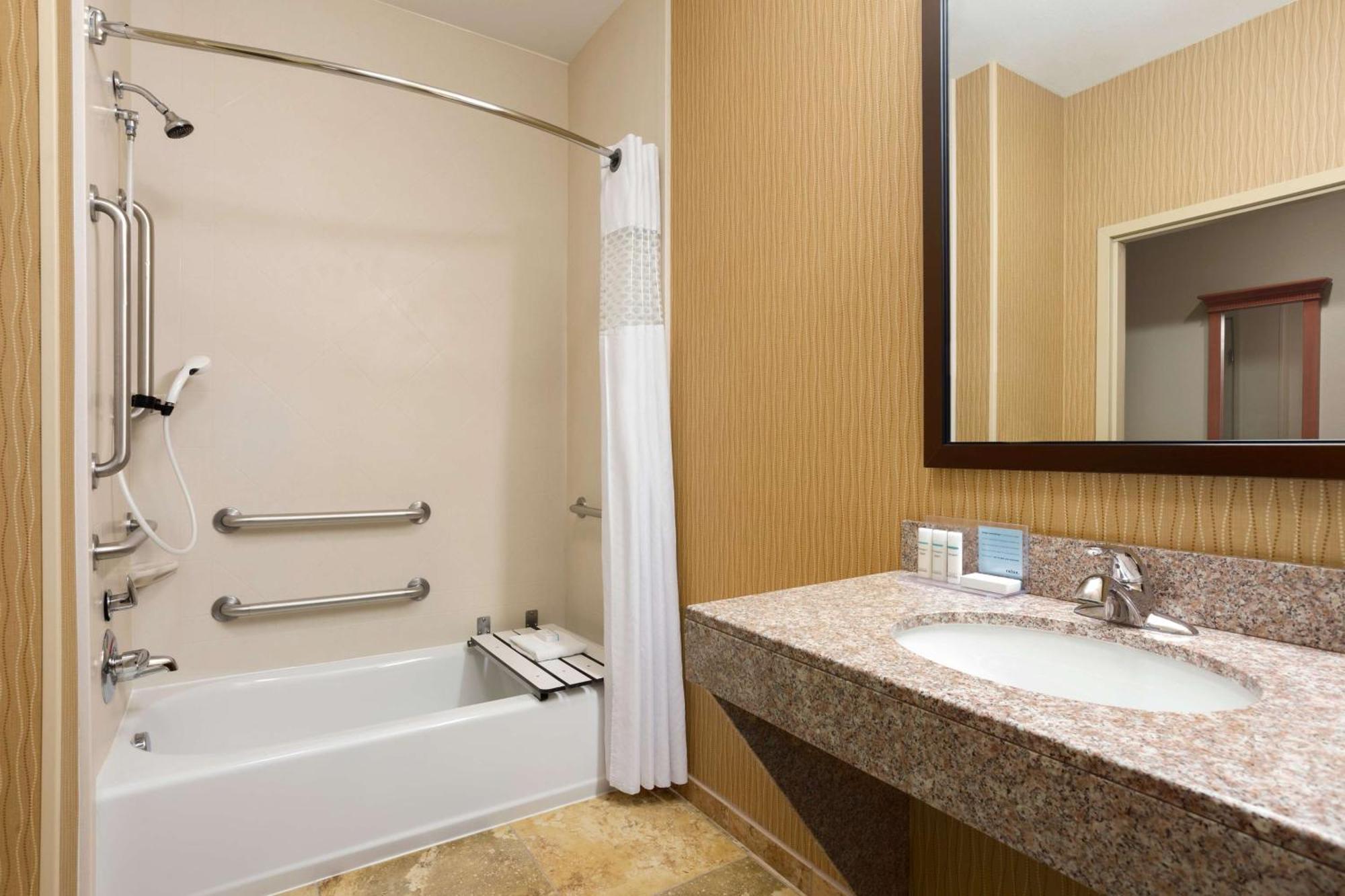 Hampton Inn Wichita-East Extérieur photo