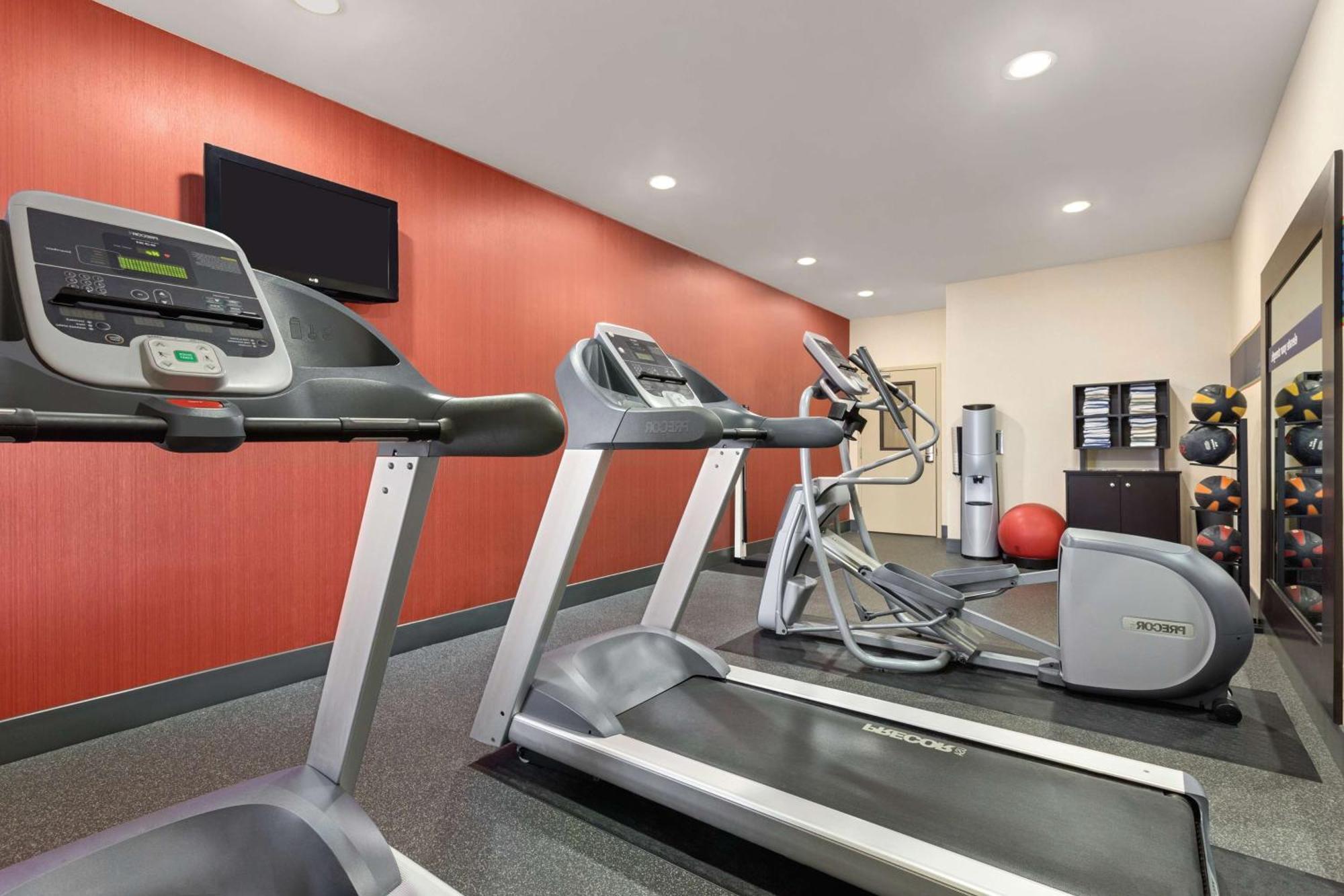 Hampton Inn Wichita-East Extérieur photo