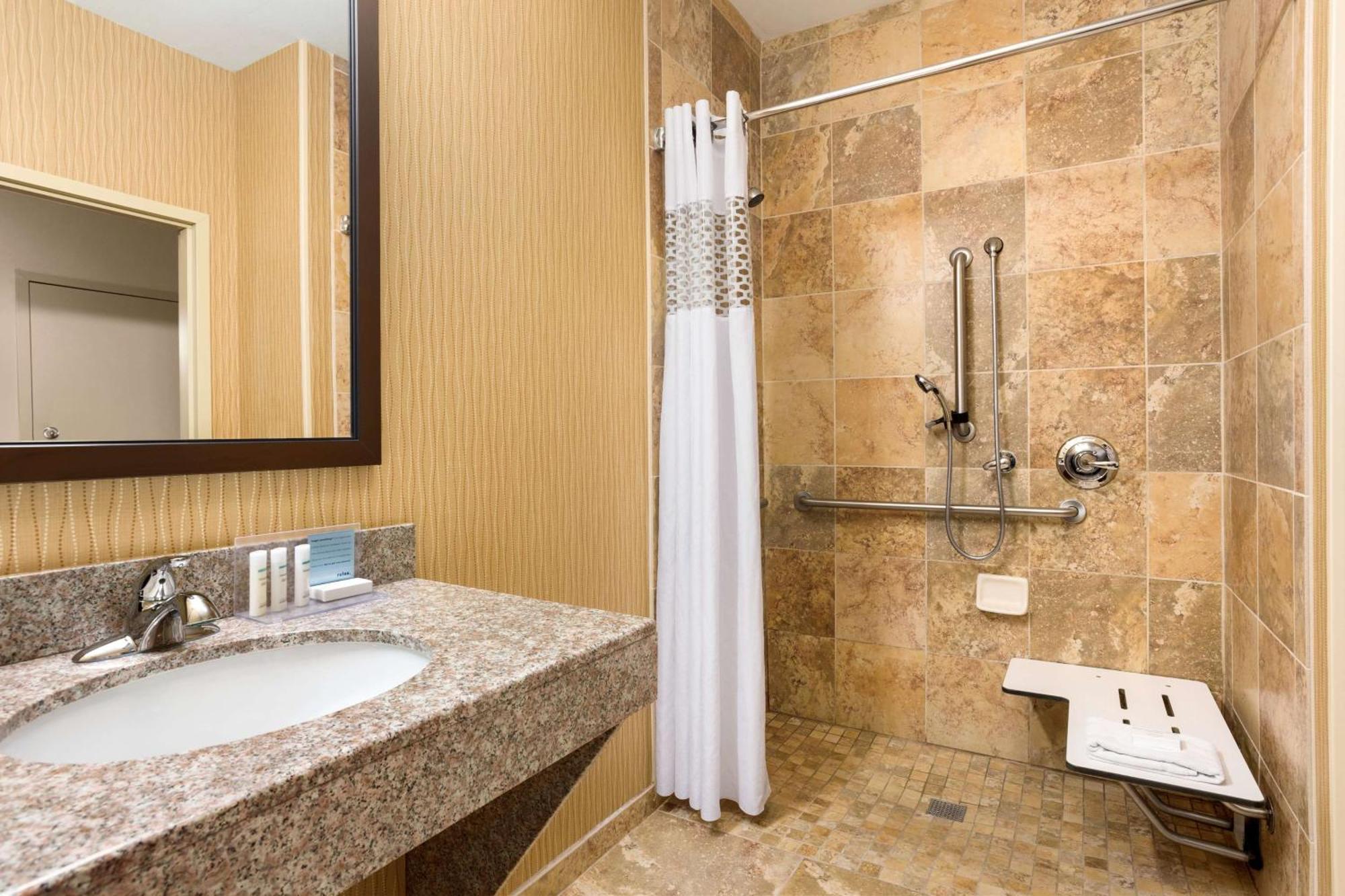 Hampton Inn Wichita-East Extérieur photo