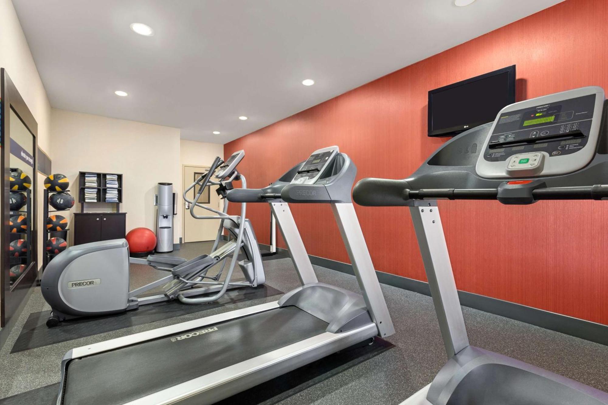 Hampton Inn Wichita-East Extérieur photo