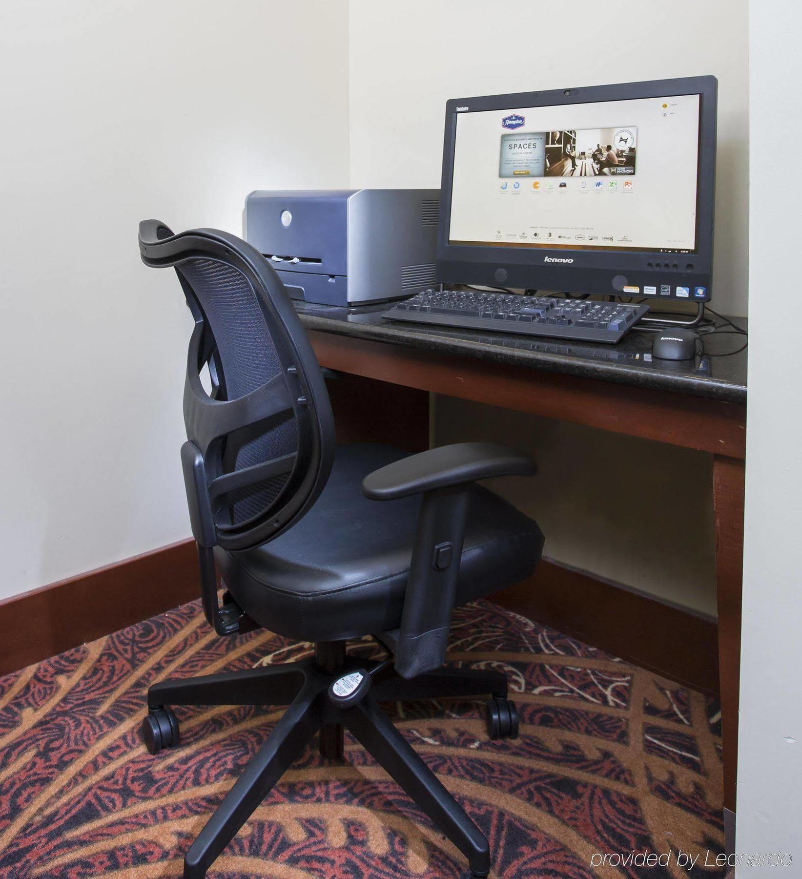 Hampton Inn Wichita-East Extérieur photo