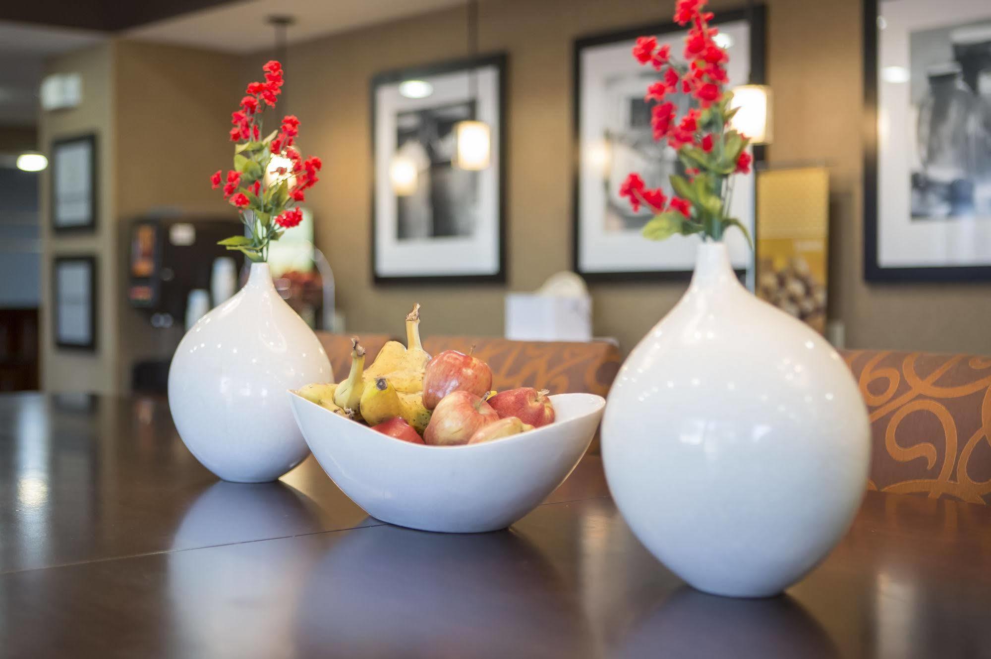 Hampton Inn Wichita-East Extérieur photo